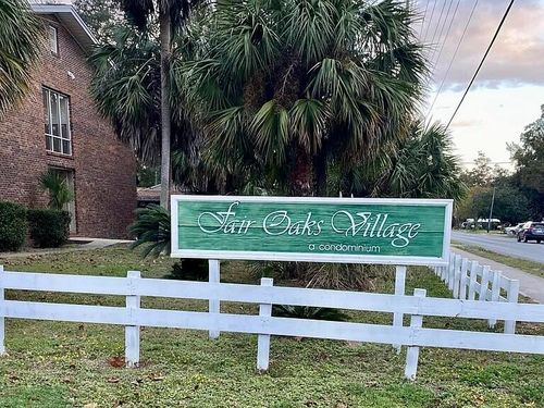 multi-607 Colonial Dr, Fort Walton Beach, FL, 32547-2343 | Card Image