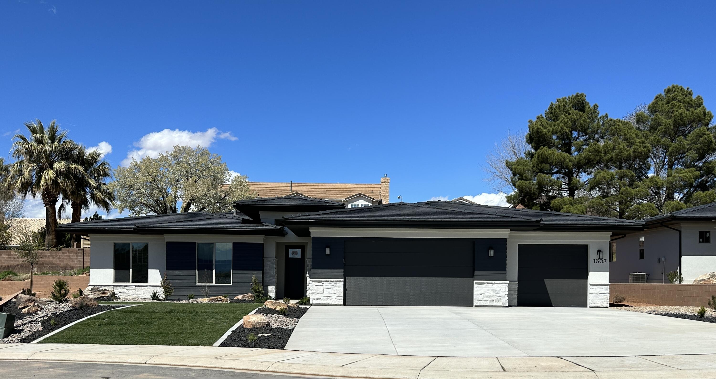 Dihedral Dr, Saint George, UT 84790