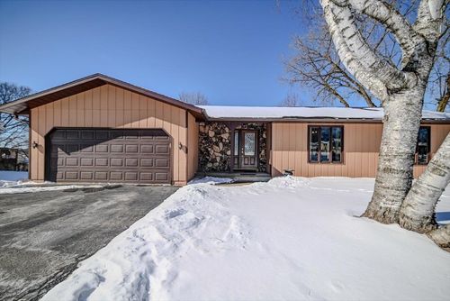 3353 Brugger Place, MCFARLAND, WI, 53558 | Card Image