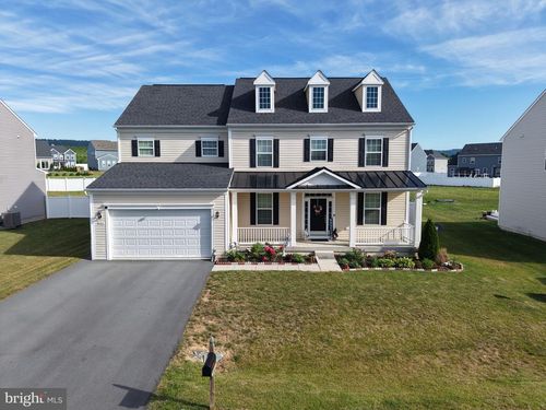 205 Voltaire St, GERRARDSTOWN, WV, 25420-1713 | Card Image