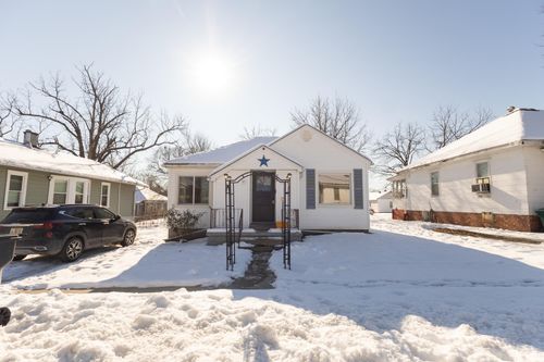 722 Vincil St, Moberly, MO, 65270-2442 | Card Image