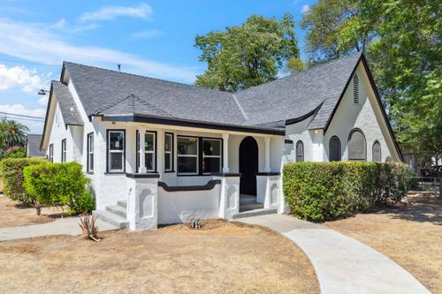 4655 E Illinois Ave, Fresno, CA, 93702-2547 | Card Image