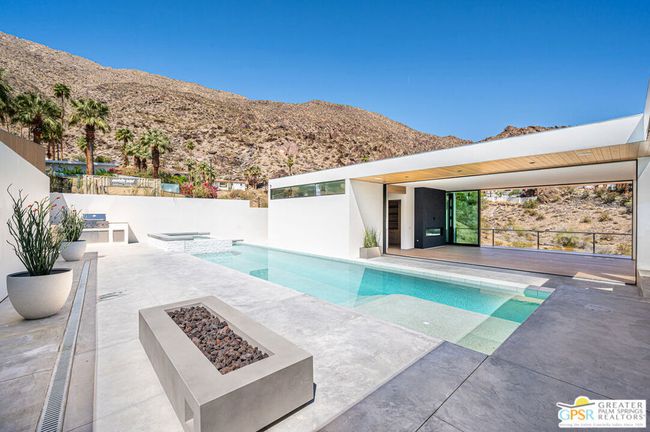 310 W Crestview Dr, House other with 3 bedrooms, 4 bathrooms and 2 parking in Palm Springs CA | Image 8