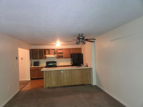 174-120 Fisherville Rd, Concord, NH, 03303-1015 | Card Image