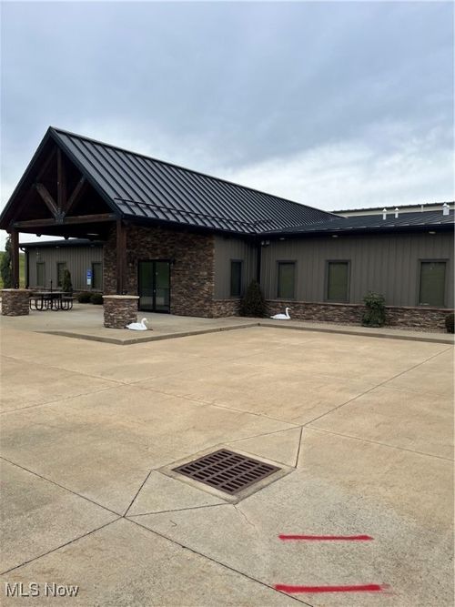 a-1899 Cottage St, Ashland, OH, 44805-1239 | Card Image