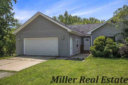 815 Mulberry Cove Dr, Nashville, MI, 49073 | Card Image