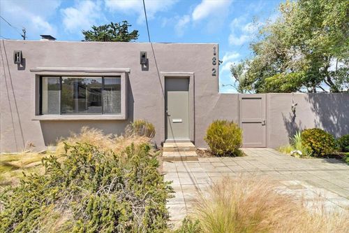 182 El Dorado St, Monterey, CA, 93940-3118 | Card Image
