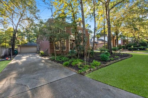 186 W Amberglow Cir, The Woodlands, TX, 77381-6115 | Card Image