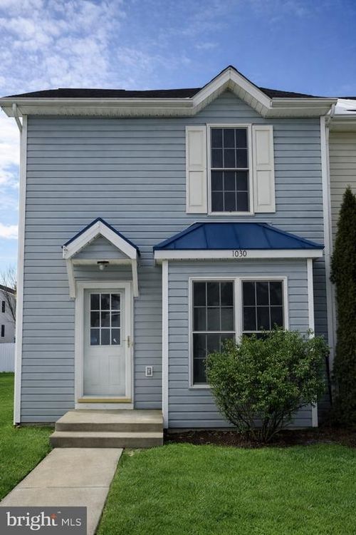 1030 Betsy Ross Ct, HARRISONBURG, VA, 22802-6520 | Card Image