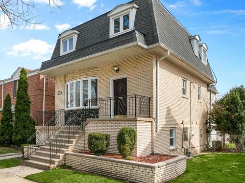 9117 Grant Ave, Brookfield, IL, 60513-1533 | Card Image