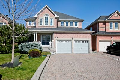 18 Houndsbrook Cres, House other with 5 bedrooms, 4 bathrooms and 6 parking in Unionville ON | Image 1