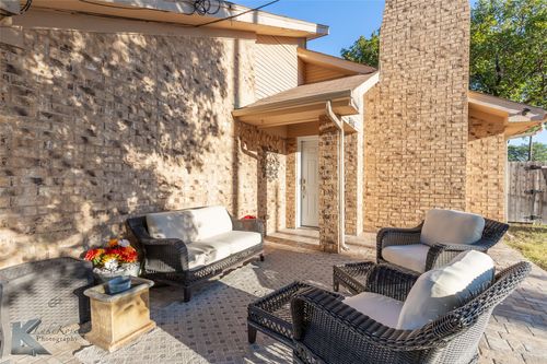 3153 Curry Ln, Abilene, TX, 79605-6946 | Card Image