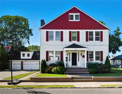 92 Rhode Island St, Cranston, RI, 02920-5046 | Card Image