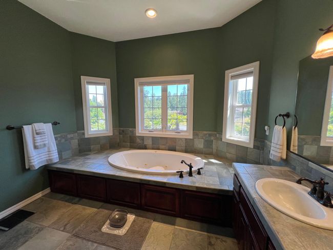 3351 Bennett MB 1 | Image 25