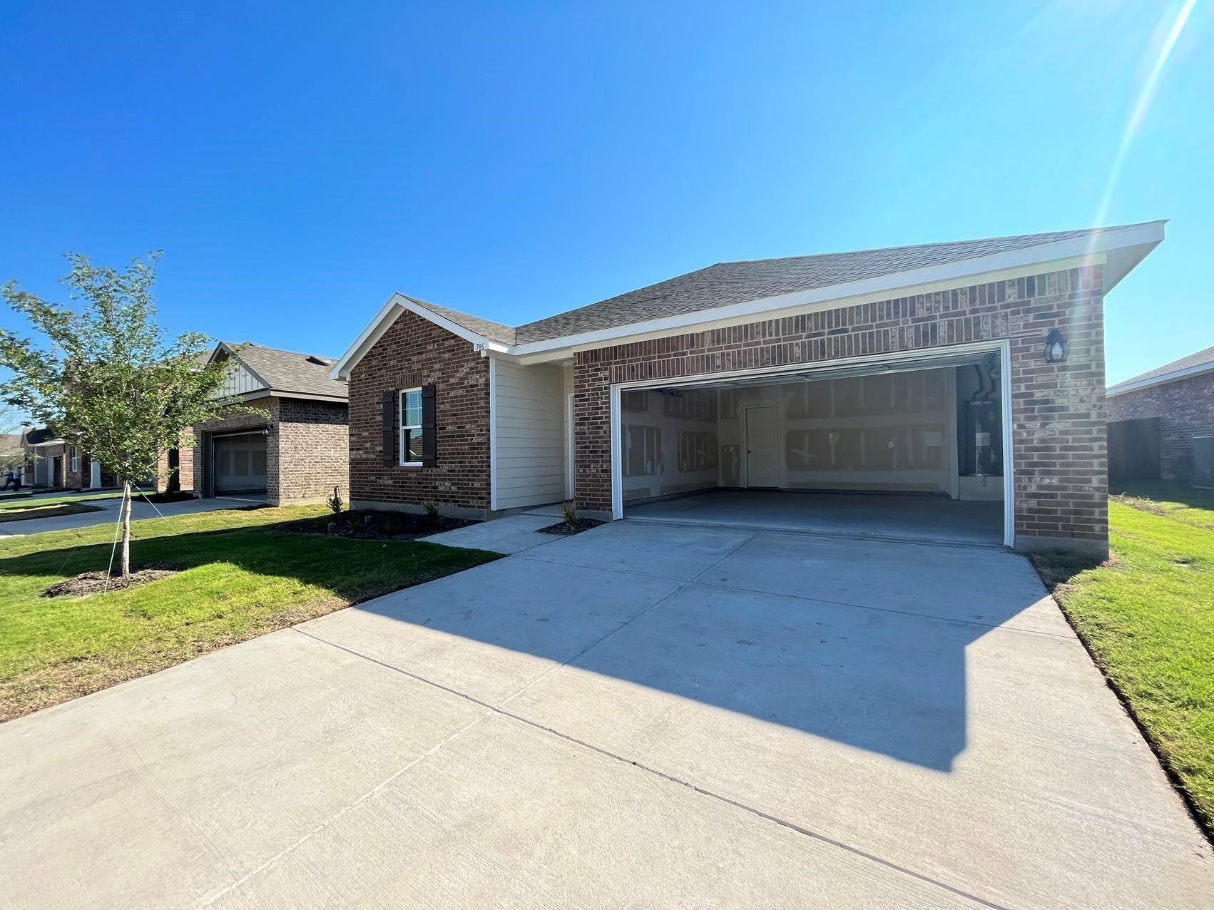 Residential Lease in Lavon