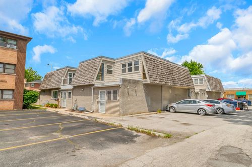 unit-3-9207 S Kedzie Ave, Evergreen Park, IL, 60805-1612 | Card Image