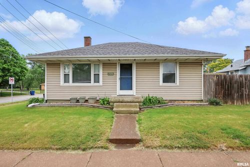 3129 N Harrison St, Davenport, IA, 52803-1035 | Card Image
