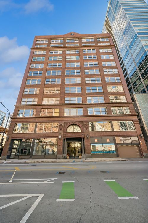 unit-405-161 W Harrison St, Chicago, IL, 60605-1019 | Card Image