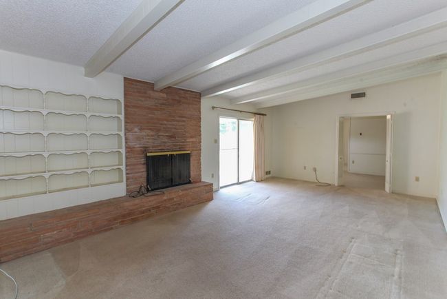 2608 E 24 Th St, House other with 3 bedrooms, 3 bathrooms and 2 parking in Big Spring TX | Image 8