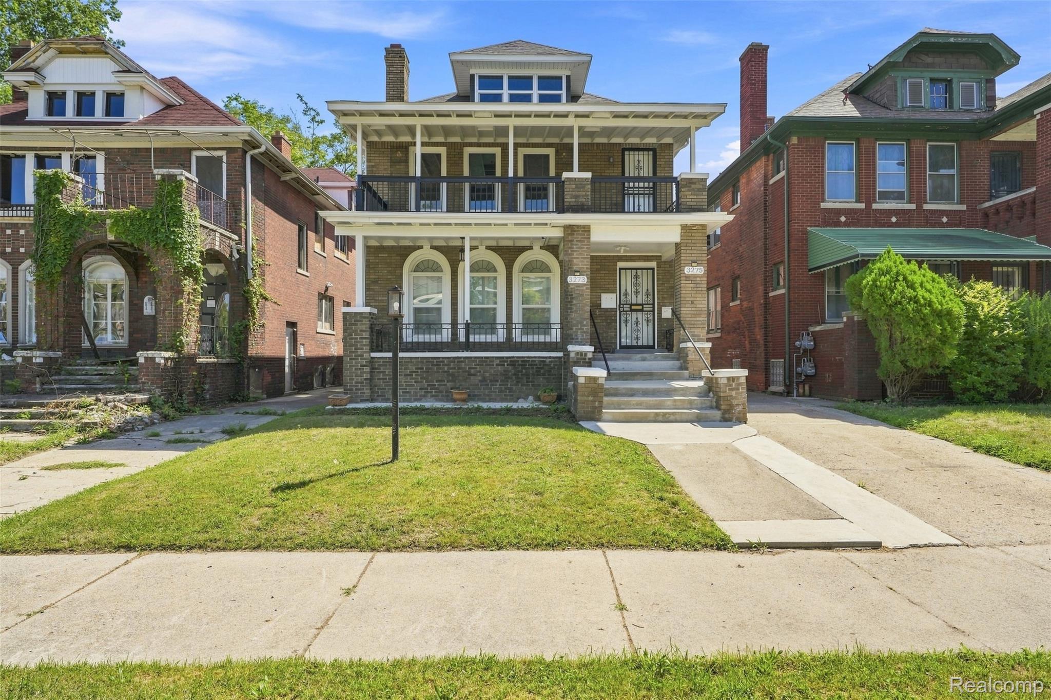Residential in Detroit 4