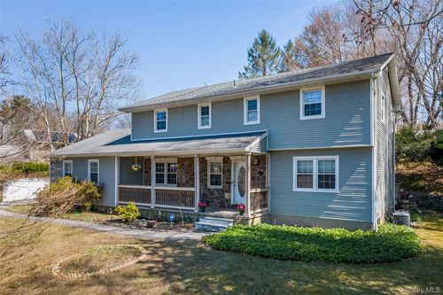 3795 Wildwood St, Yorktown Heights, NY, 10598-1134 | Card Image