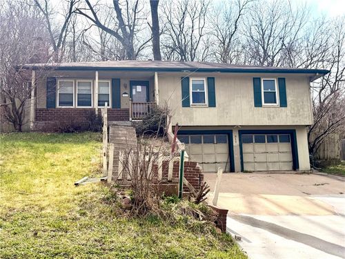 3112 Hampton Rd, Saint Joseph, MO, 64505-1829 | Card Image