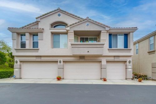 18624 Caminito Pasadero, San Diego, CA, 92128-1061 | Card Image