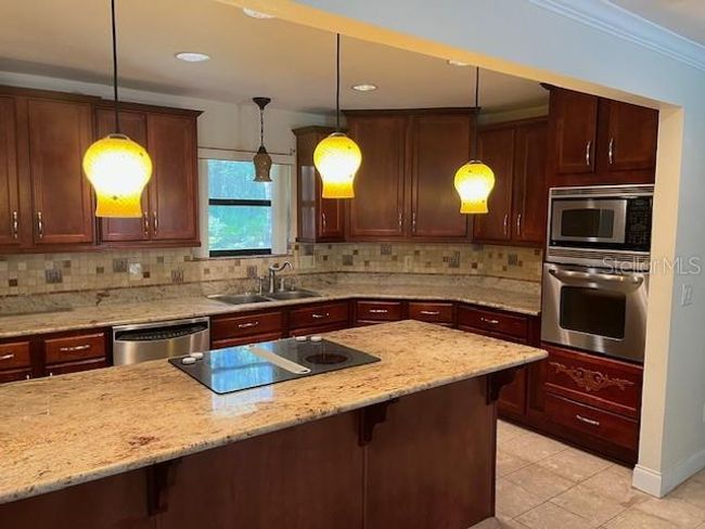 5417 59 Th Ter, House other with 4 bedrooms, 4 bathrooms and null parking in GAINESVILLE FL | Image 5