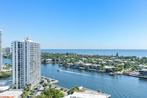 1712-20281 E Country Club Dr, Aventura, FL, 33180-3031 | Card Image