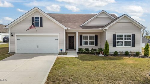 367 Fenella Dr, Four Oaks, NC, 27524-7445 | Card Image