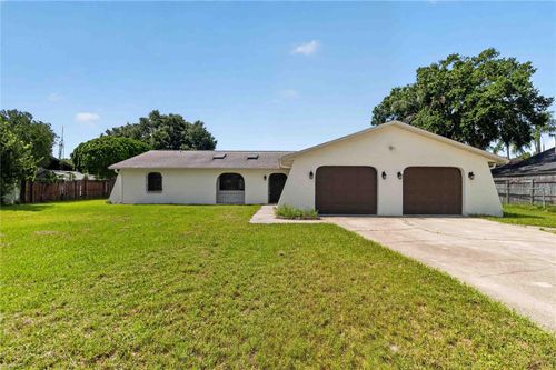 4840 Lake Cecile Dr, KISSIMMEE, FL, 34746-5157 | Card Image