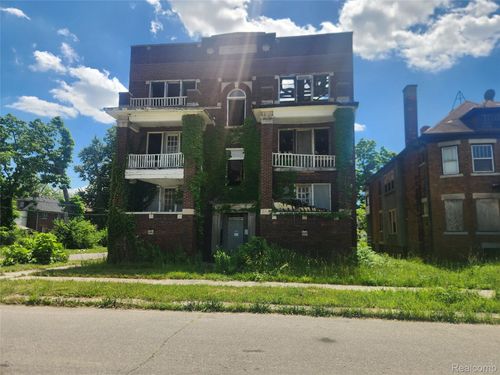 2903 Montgomery St, Detroit, MI, 48206-3730 | Card Image