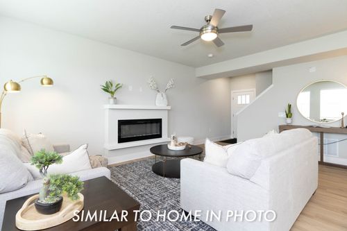 6937 Poppy Ct, Johnston, IA, 50131-4772 | Card Image