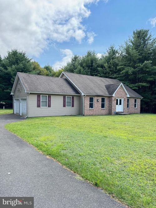 66 Hummingbird Dr, JIM THORPE, PA, 18229-3771 | Card Image