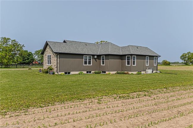 26 8 Th Concession Rd, Home with 3 bedrooms, 2 bathrooms and 9 parking in Brant ON | Image 15