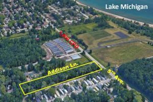 8465 S 5th Ave, Oak Creek, WI, 53154-3503 | Card Image