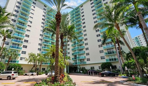 2d-3901 S Ocean Dr, Hollywood, FL, 33019-3016 | Card Image