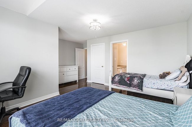 251 Father Tobin Rd, House other with 6 bedrooms, 4 bathrooms and 4 parking in Brampton ON | Image 28