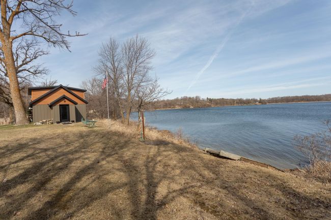 Cabin lake view | Image 48
