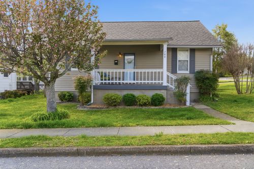 700 Cleves St, Old Hickory, TN, 37138-3103 | Card Image