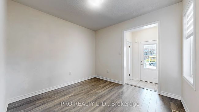 1145 Dragonfly Ave, House attached with 3 bedrooms, 3 bathrooms and 1 parking in Pickering ON | Image 4