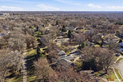 5224 Cameron Ct, Lincoln, NE, 68512-1410 | Card Image