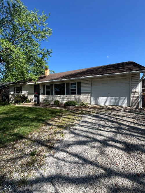 41 Sayre Dr, Greenwood, IN, 46143-1134 | Card Image