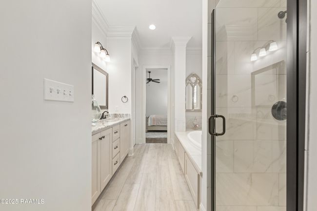 Primary Bath | Image 19