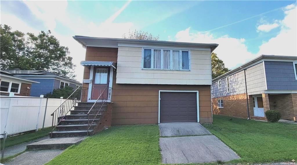 Muller Ave, Staten Island, NY 10314