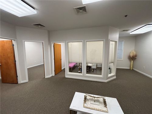 b-1130 Ten Rod Rd, North Kingstown, RI, 02852-4161 | Card Image