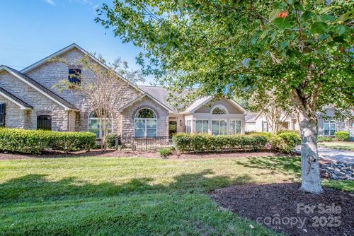 4733 Polo Gate Blvd, Charlotte, NC, 28216-6810 | Card Image