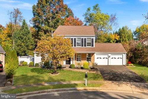 704 Evard Ct Sw, LEESBURG, VA, 20175-3422 | Card Image