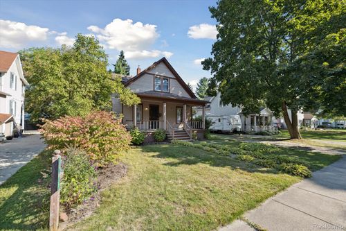 220 6th St, Imlay City, MI, 48444-1028 | Card Image
