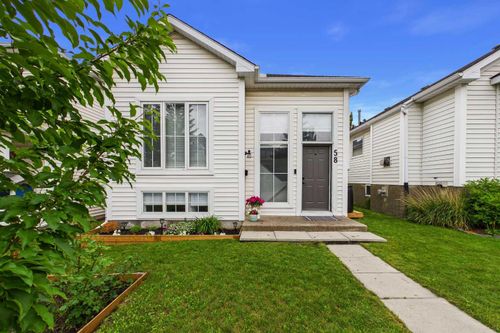 58 Hidden Cres Nw, Calgary, AB, T3A5L4 | Card Image